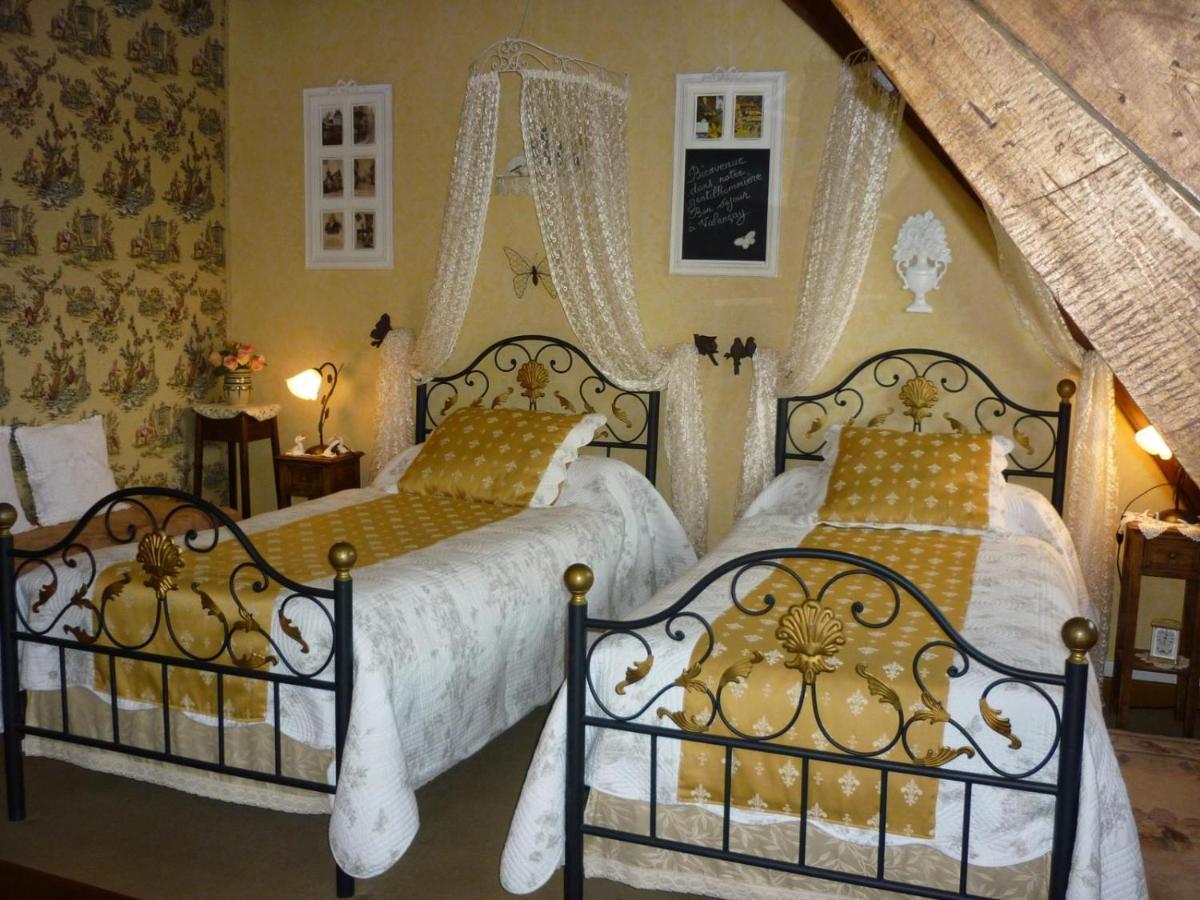 Bed and Breakfast Les Charmes Валансе Екстер'єр фото